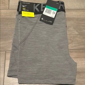 Nike Pro Heather Gray Leggings